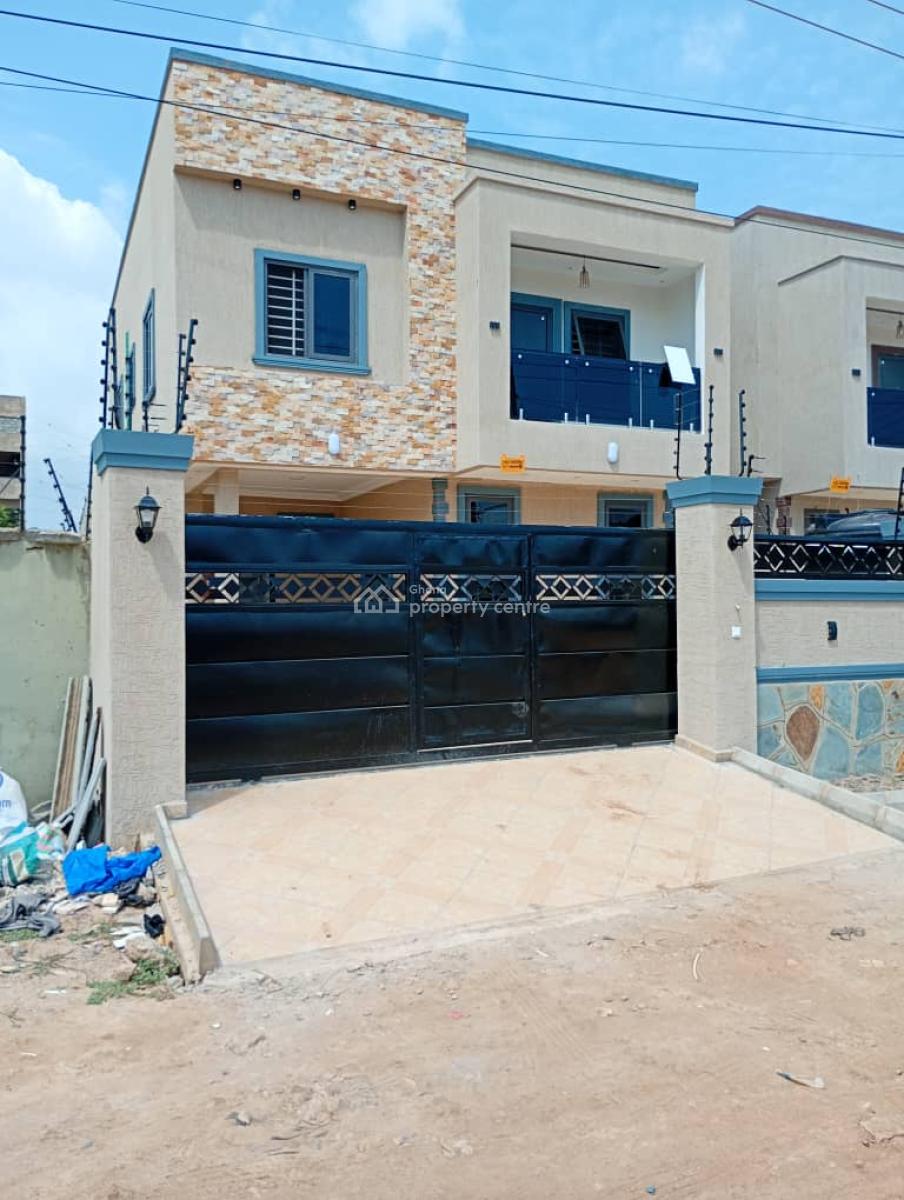 Newly Built 3 Bedrooms Self Compound House, Bastona High Street, Tema West Municipal District, Accra, Detached Bungalow for Sale