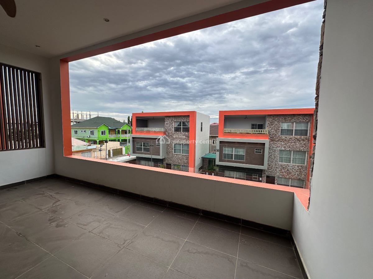 Luxury 4 Bedrooms Duplex in a Gated Community, Tse Addo, East Airport, Airport Residential Area, Accra, Townhouse for Rent