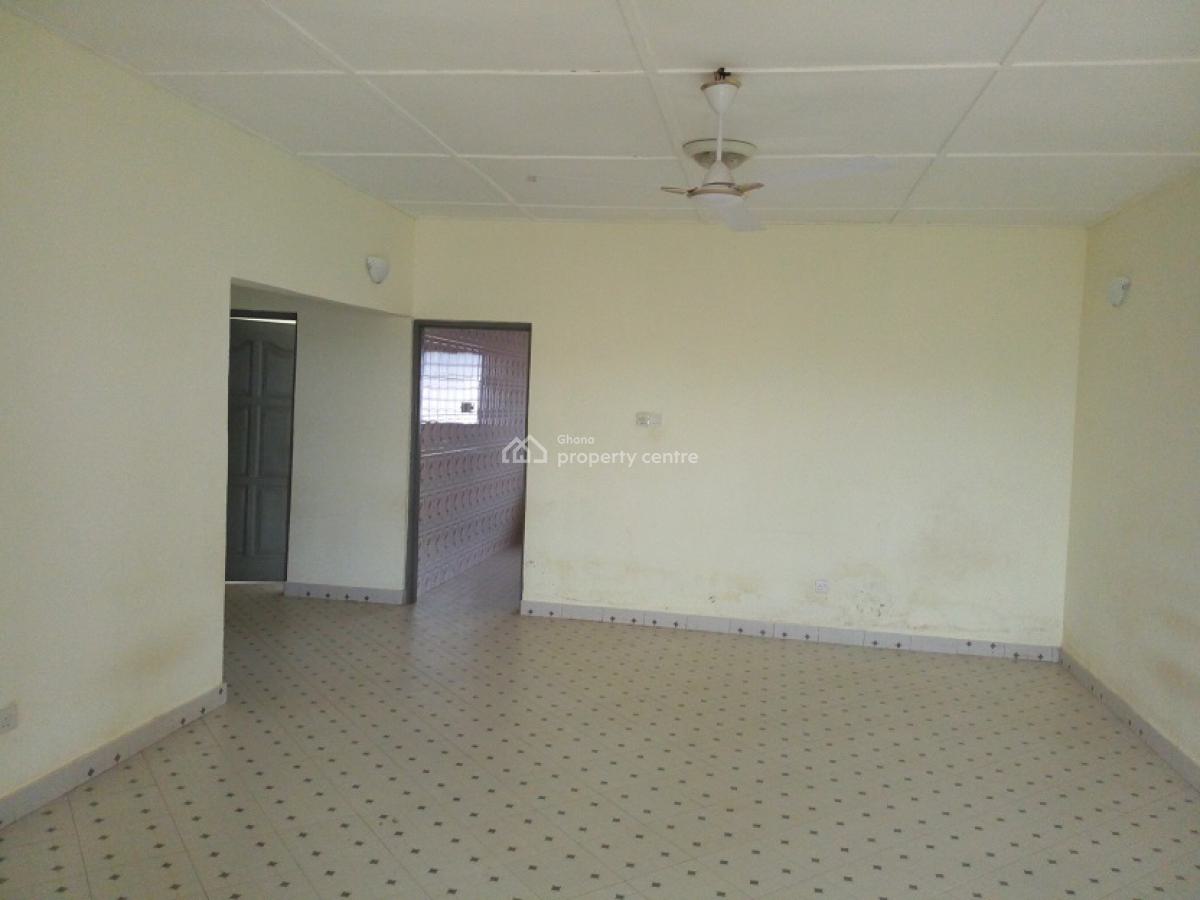 8 Bedrooms House, Community 25 Annex, Behind Devtraco Estate, Tema, Accra, House for Sale