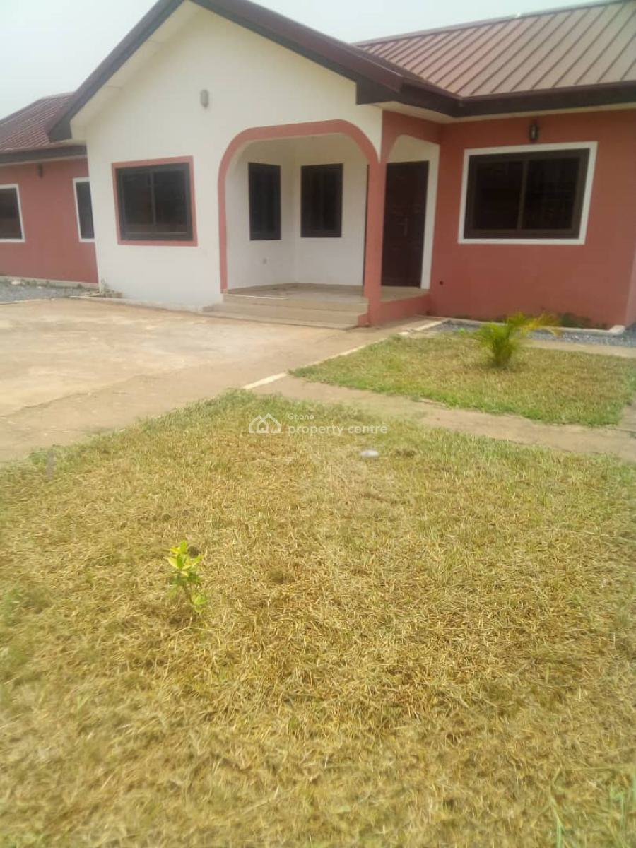 Beautiful & Spacious 3 Bedrooms ( Ensuite) House, 871 Love Hill, Community 25, Tema, Accra, Detached Bungalow for Rent