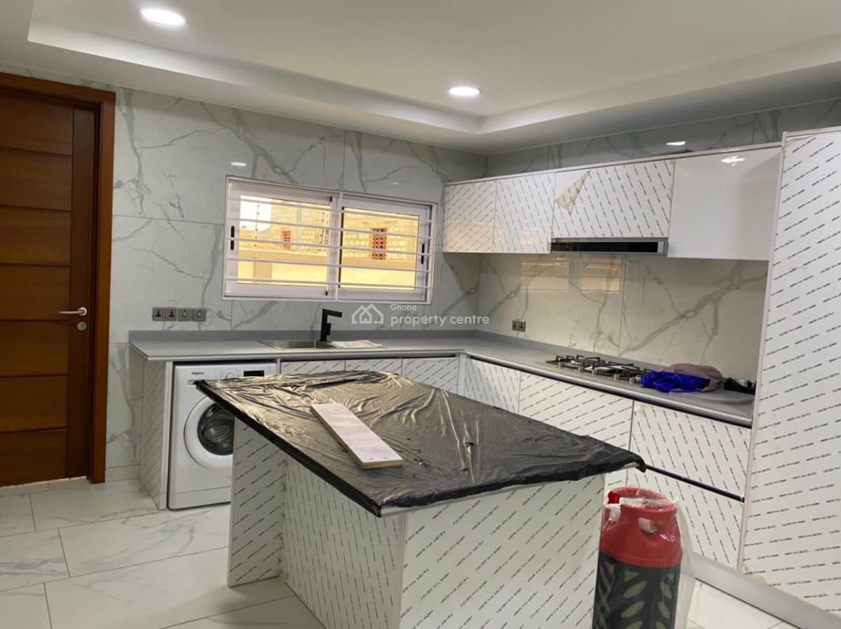 Newly Built Executive 5 Bedrooms House with Swimming Pool Available, East Airport, Airport Residential Area, Accra, House for Sale