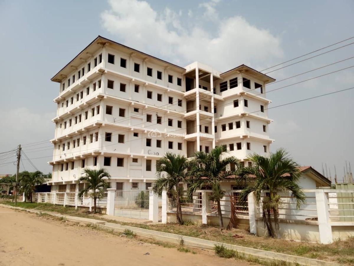 Commercial  Property, Tseaddo-airport Hills, Accra Metropolitan, Accra, Plaza / Complex / Mall for Sale