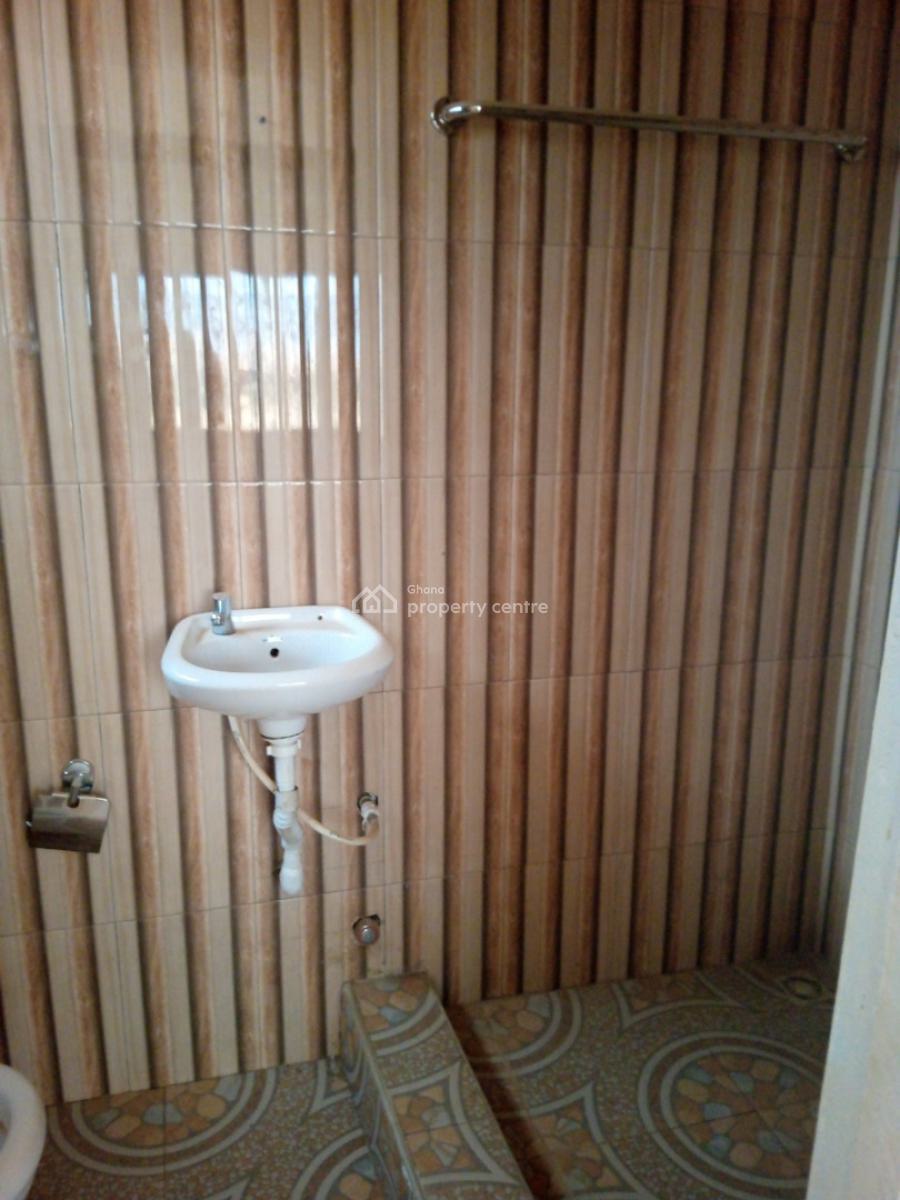 12 Bedrooms Property, Tema Golf City, Tema, Accra, Commercial Property for Rent