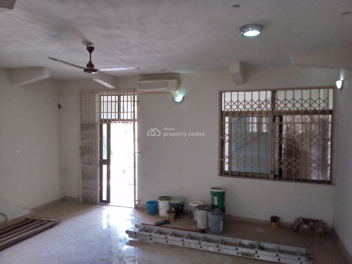 8 Bedrooms House, Takoradi, Sekondi-takoradi, Western Region, House for Sale