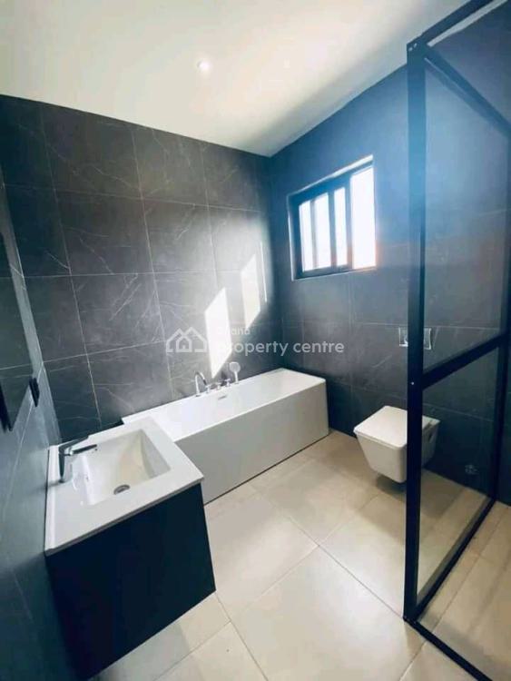 For Sale 3 Bedroom Townhouse, Ashaley Botwe, Adenta Municipal, Accra