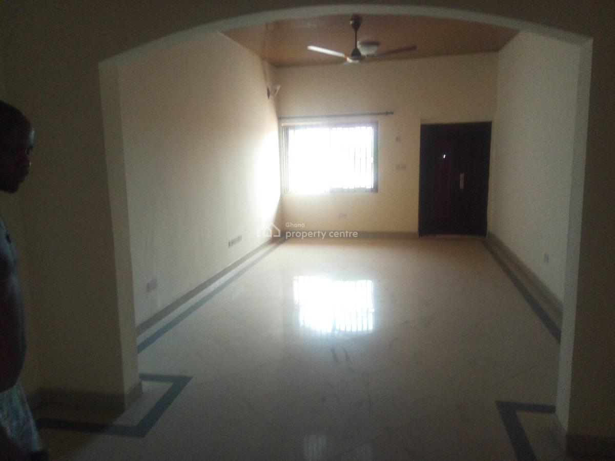 3 Bedrooms House, Tema Community 25, Tema, Accra, Semi-detached Bungalow for Rent