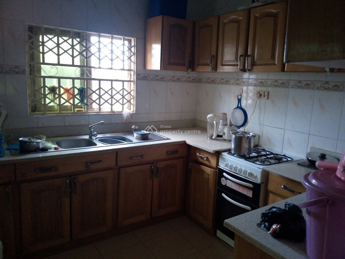 8 Bedrooms House, Gbetsile, Mataheko, Tema, Accra, House for Rent