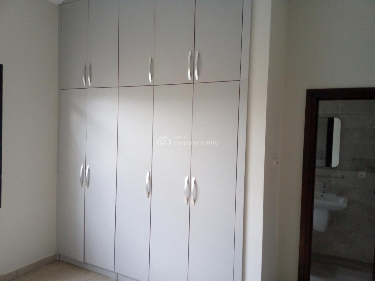 3bedrooms House, Community 25, Tema, Accra, Semi-detached Bungalow for Rent