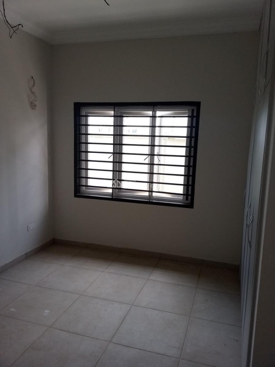 3bedrooms House, Community 25, Tema, Accra, Semi-detached Bungalow for Rent