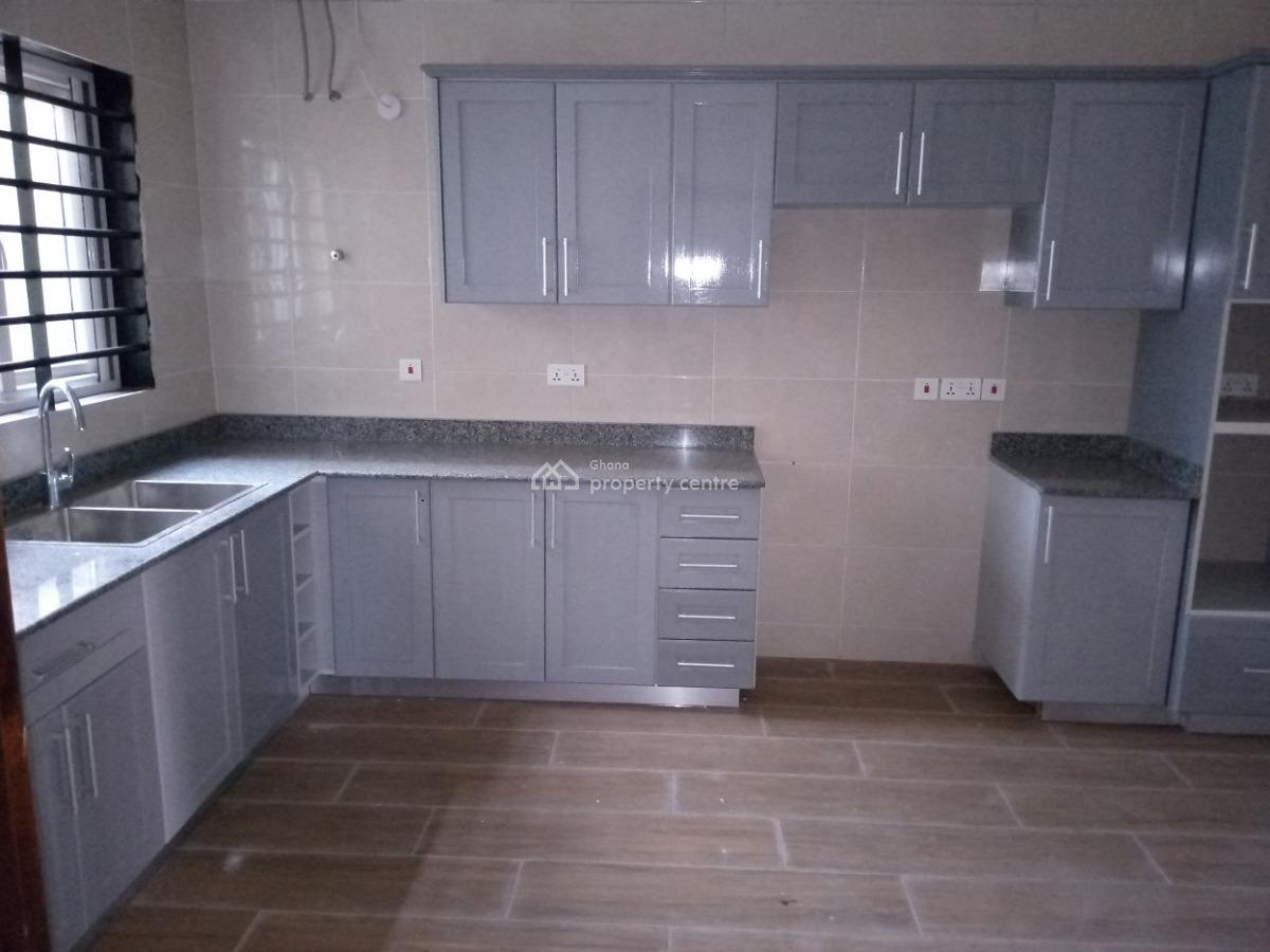 3bedrooms House, Community 25, Tema, Accra, Semi-detached Bungalow for Rent