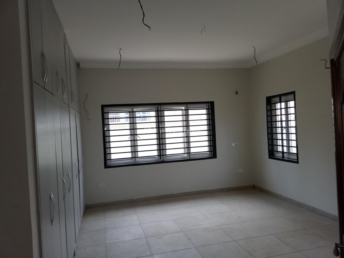 3bedrooms House, Community 25, Tema, Accra, Semi-detached Bungalow for Rent