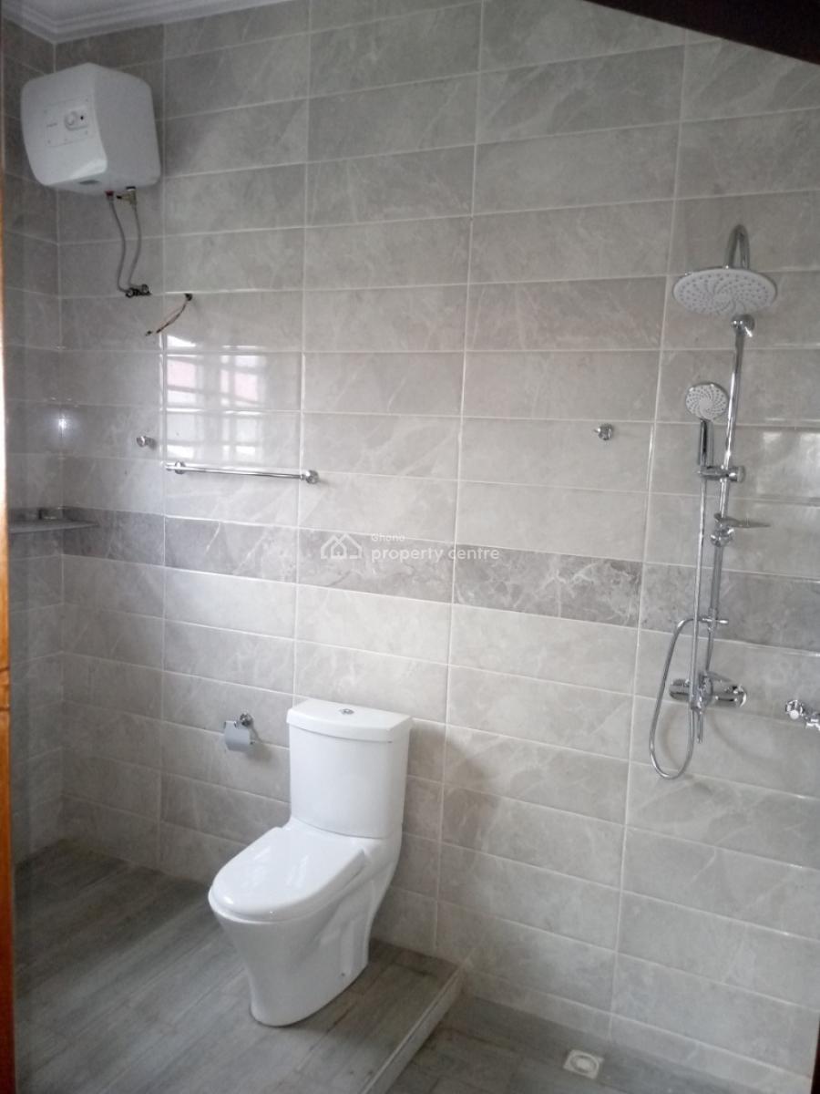 3bedrooms House, Community 25, Tema, Accra, Semi-detached Bungalow for Rent