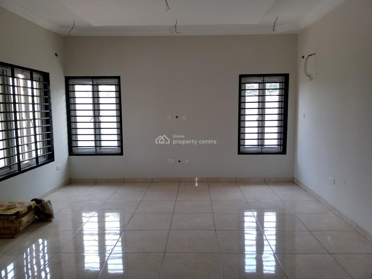 3bedrooms House, Community 25, Tema, Accra, Semi-detached Bungalow for Rent