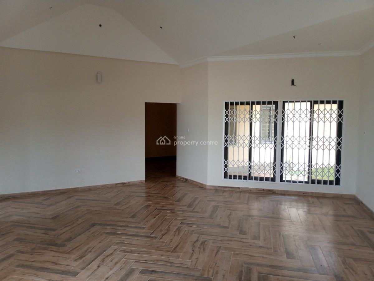 5 Bedrooms House, Community 25, Tema, Accra, House for Sale