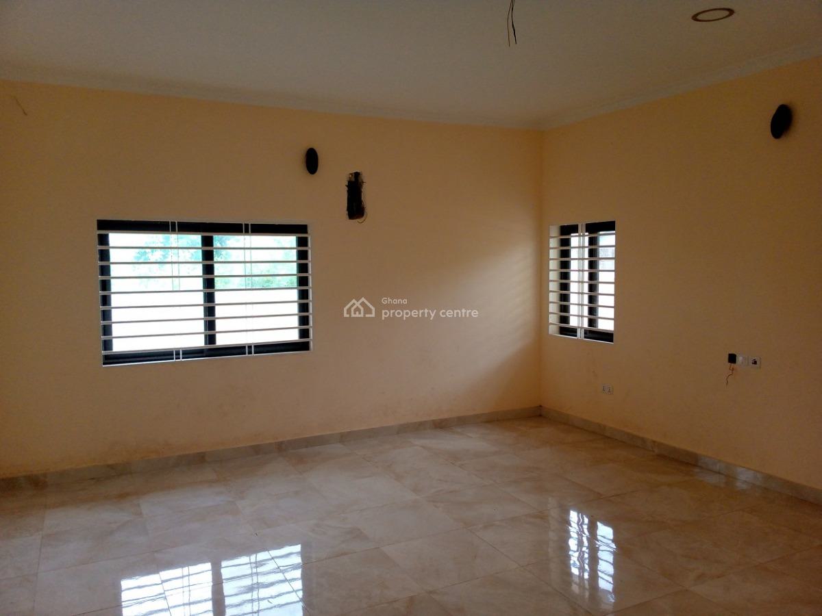 5 Bedrooms House, Community 25, Tema, Accra, House for Sale