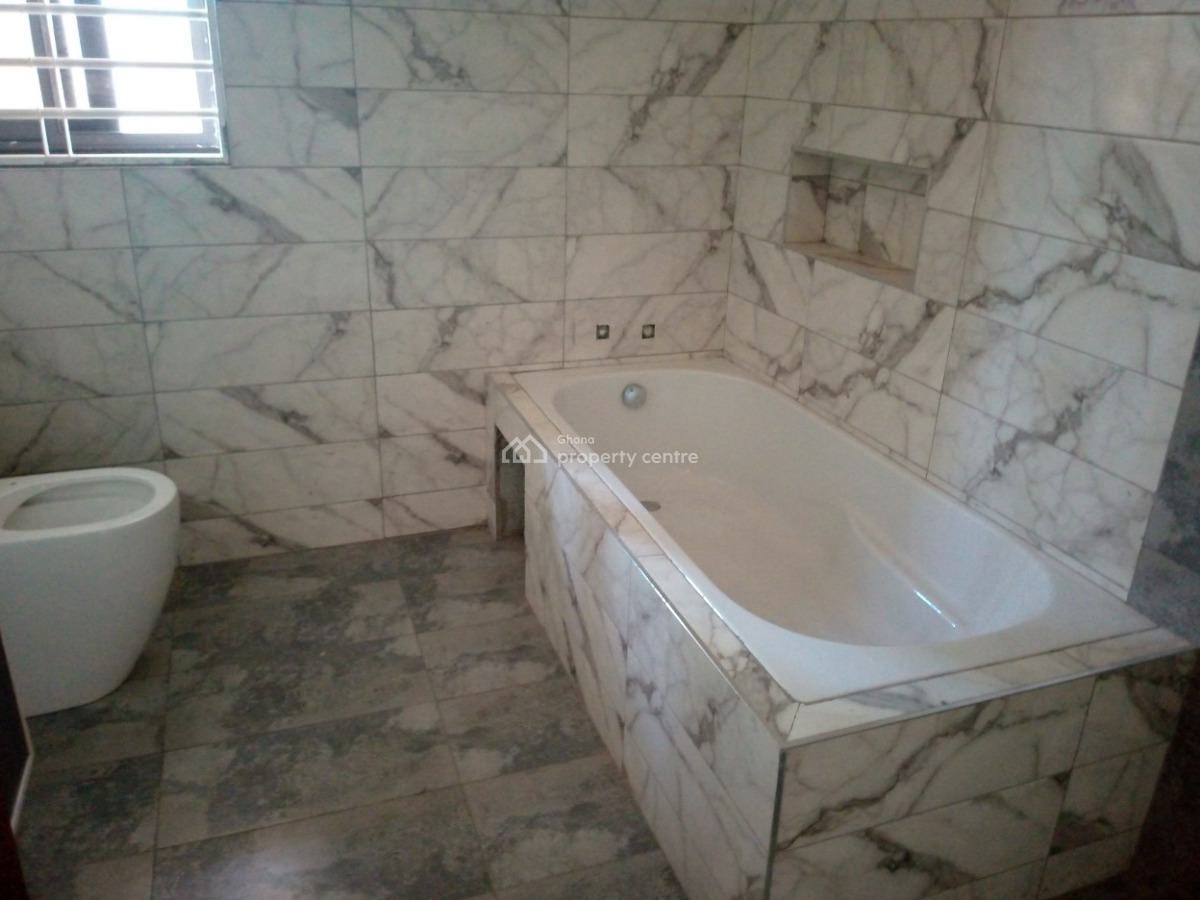 5 Bedrooms House, Community 25, Tema, Accra, House for Sale