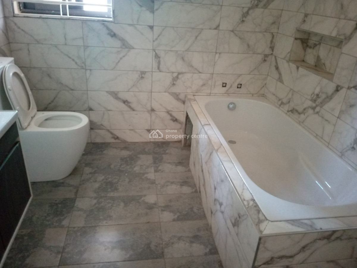 5 Bedrooms House, Community 25, Tema, Accra, House for Sale