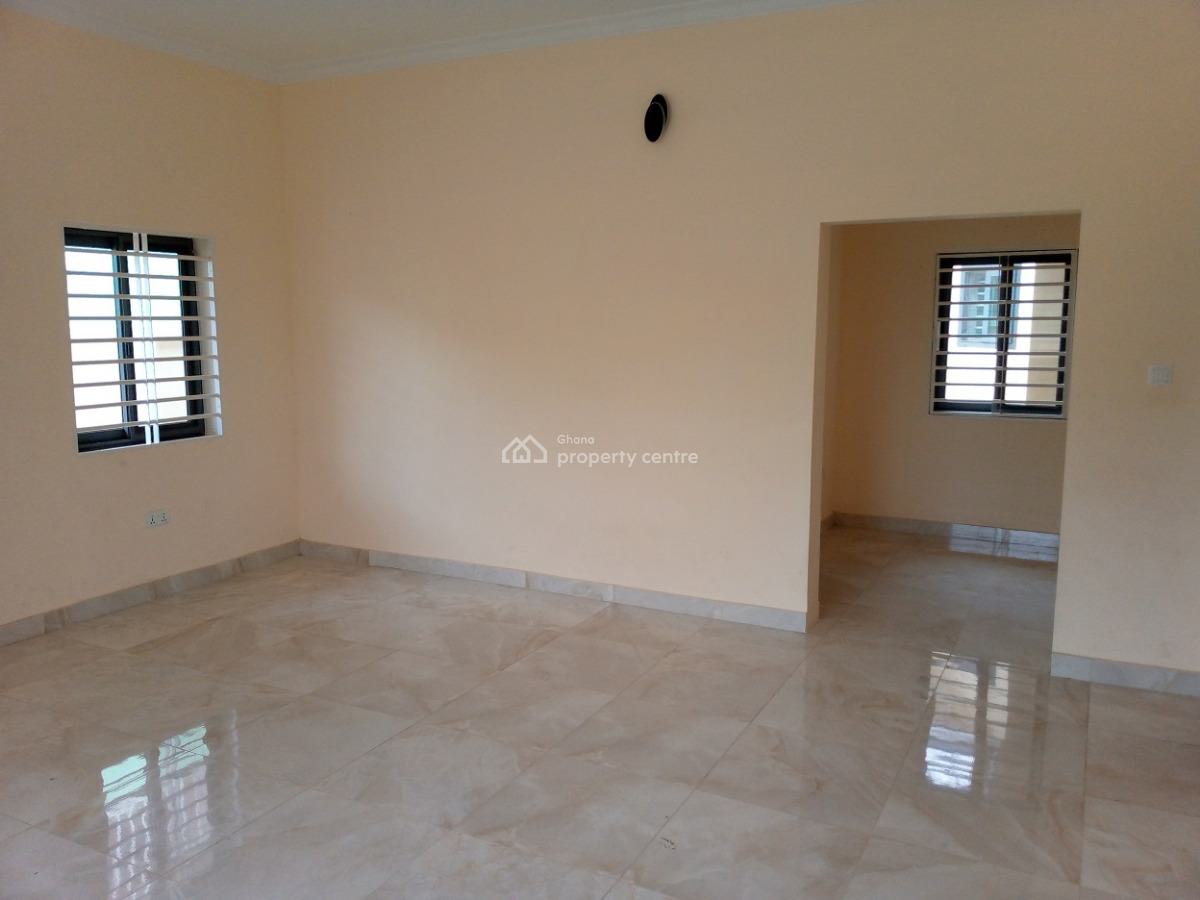 5 Bedrooms House, Community 25, Tema, Accra, House for Sale