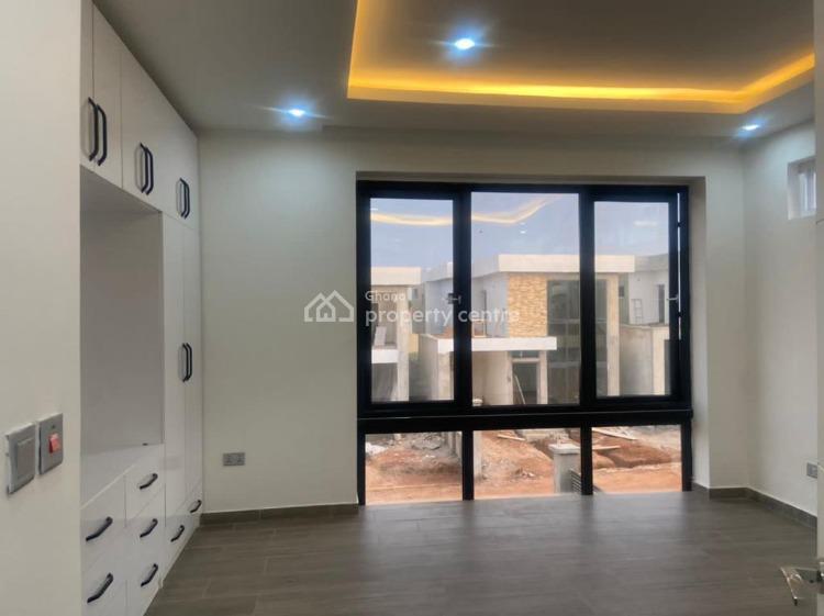 3 Bedrooms House, Oyarifa, La Nkwantanang Madina Municipal, Accra, Detached Duplex for Rent