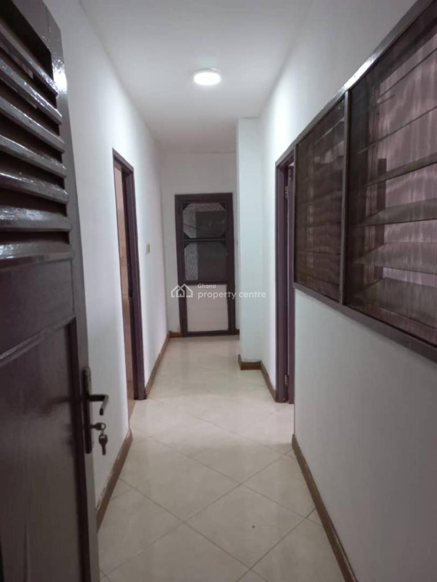 3 Bedroom Flat, Madina, La Nkwantanang Madina Municipal, Accra, Apartment for Rent