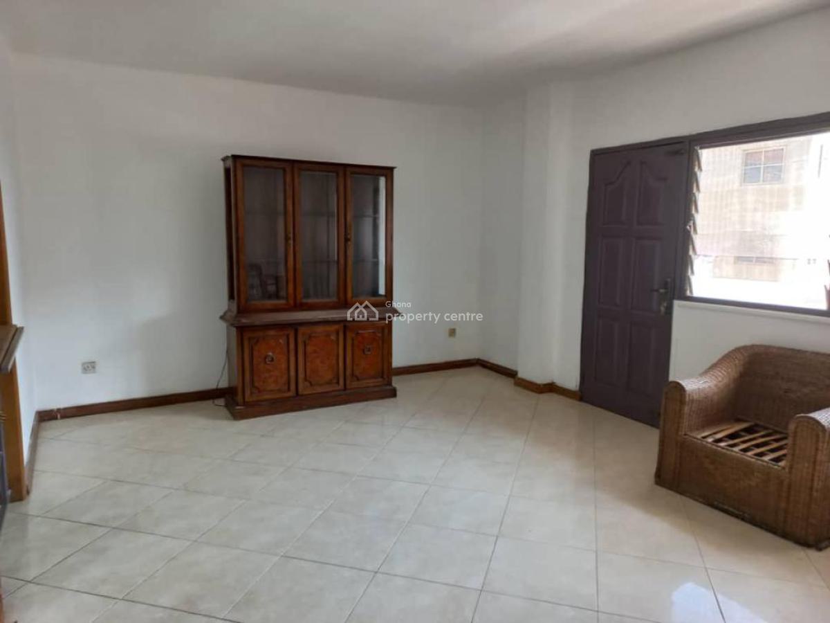 3 Bedroom Flat, Madina, La Nkwantanang Madina Municipal, Accra, Apartment for Rent