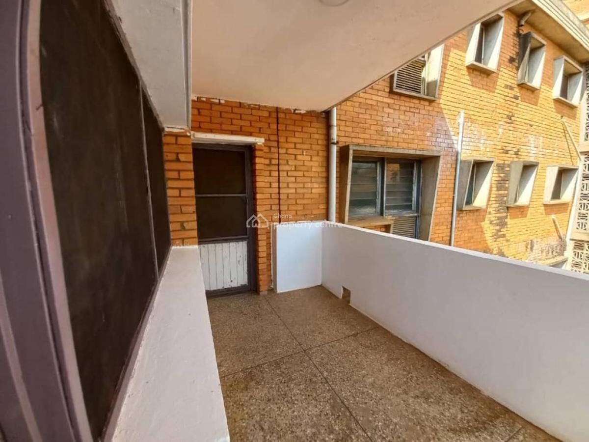 3 Bedroom Flat, Madina, La Nkwantanang Madina Municipal, Accra, Apartment for Rent