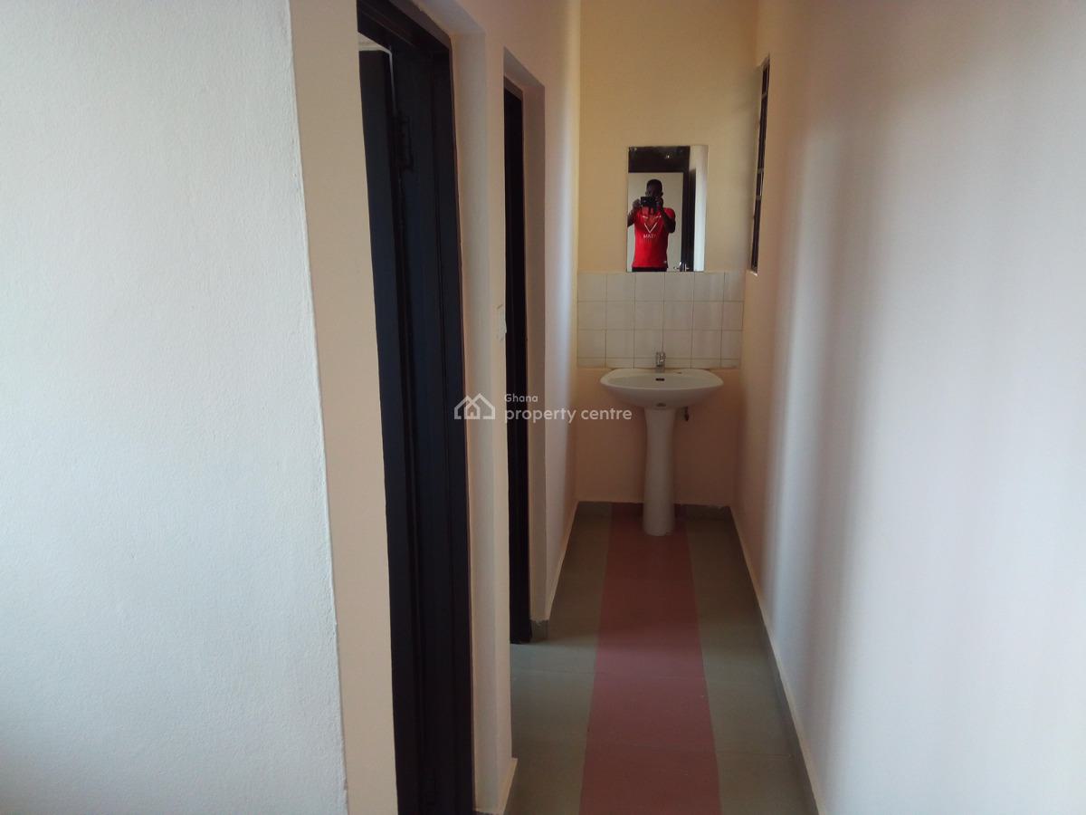 4 Bedroom with 2 Bedroom Boys Quarters, Community 18, Spintex, Accra, House for Rent