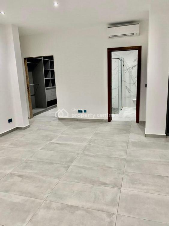 a Luxurious 4 Bedroom House in a Serene Location, No. 2 Criterion Close Regimanuel Estates, Ledzokuku-krowor, Accra, Townhouse for Rent