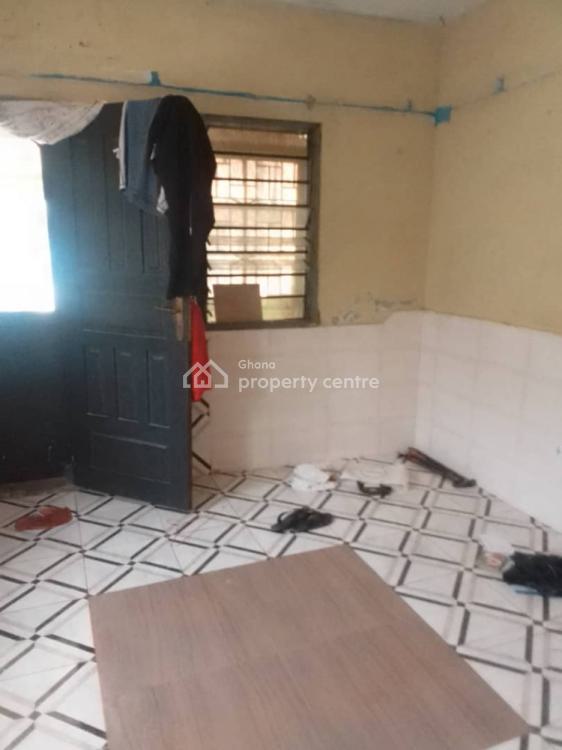 Chamber and Hall with Porch, Official Town, Odorkor, Accra, Apartment for Rent