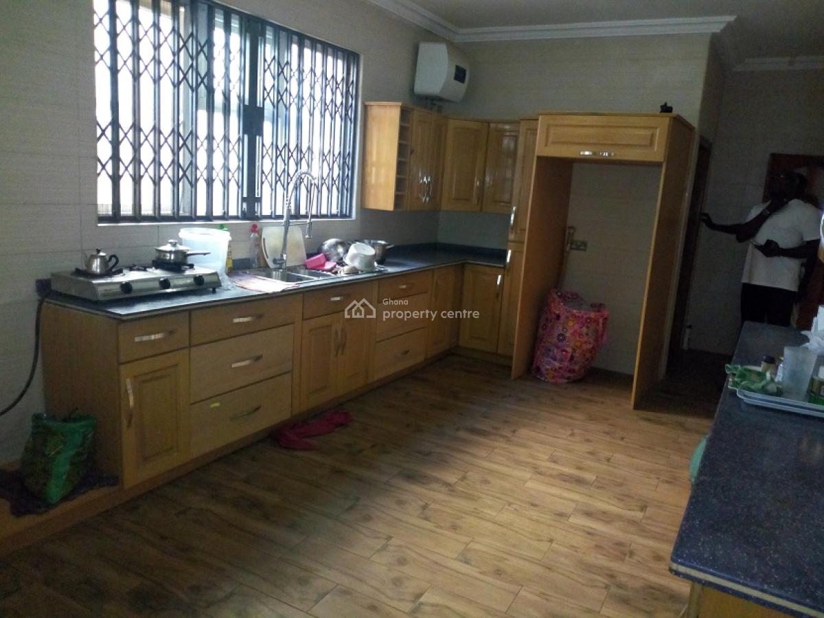 Two Storey 5 Bedrooms House, Community 25, Tema, Accra, House for Rent