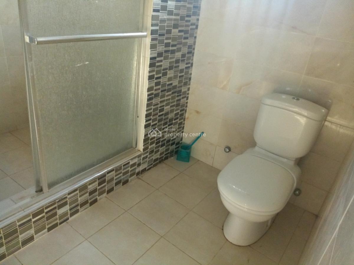 Two Storey 5 Bedrooms House, Community 25, Tema, Accra, House for Rent