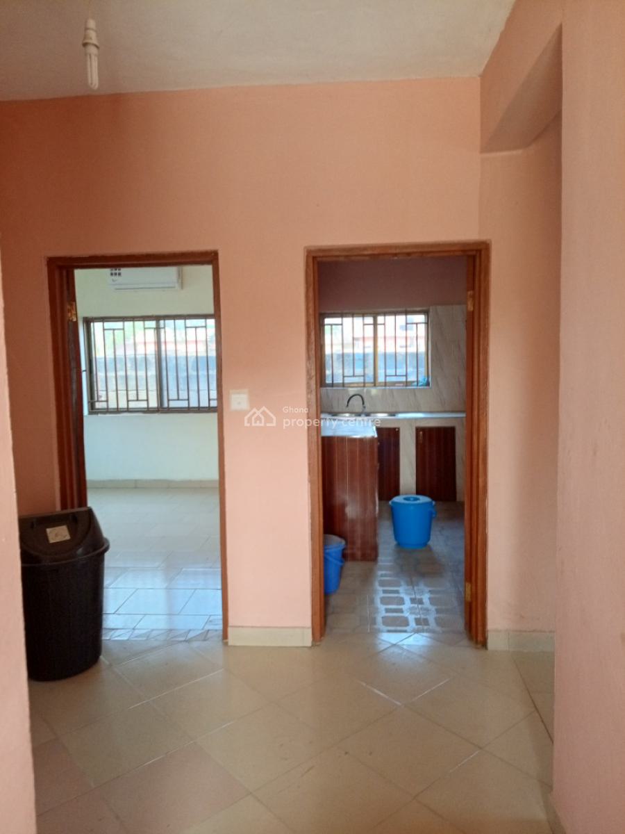 Titled 4 Apartments + 2 Shops, Santa Maria Kwashieman, Accra Metropolitan, Accra, Detached Bungalow for Sale