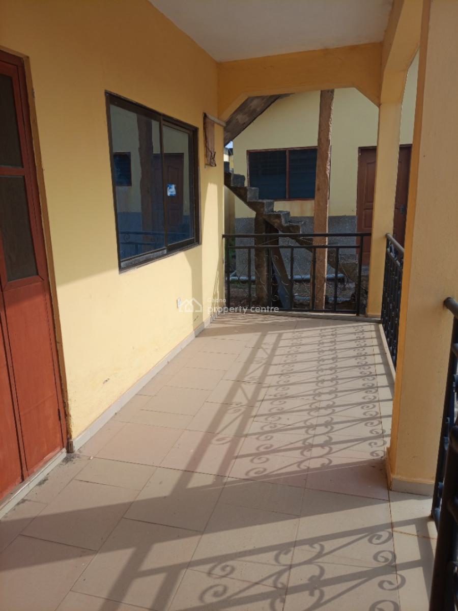 Titled 4 Apartments + 2 Shops, Santa Maria Kwashieman, Accra Metropolitan, Accra, Detached Bungalow for Sale