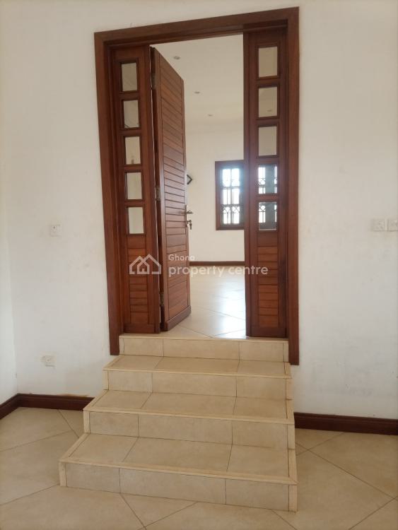 Executive 4 Bedrooms House, Community 22, Tema, Accra, Townhouse for Rent