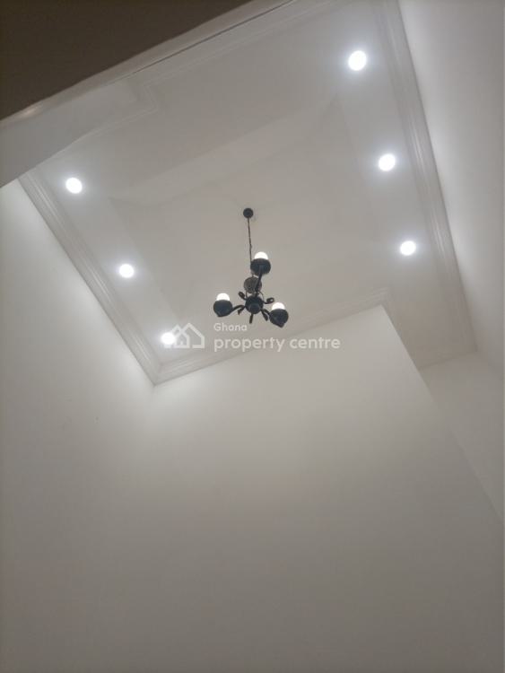 For Rent Executive 4 Bedrooms House, Community 22, Tema, Accra 4