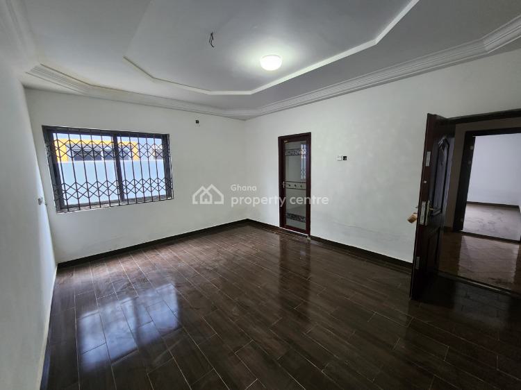 For Rent 3 Bedrooms Self Compound House, Lakeside Estate, Adenta