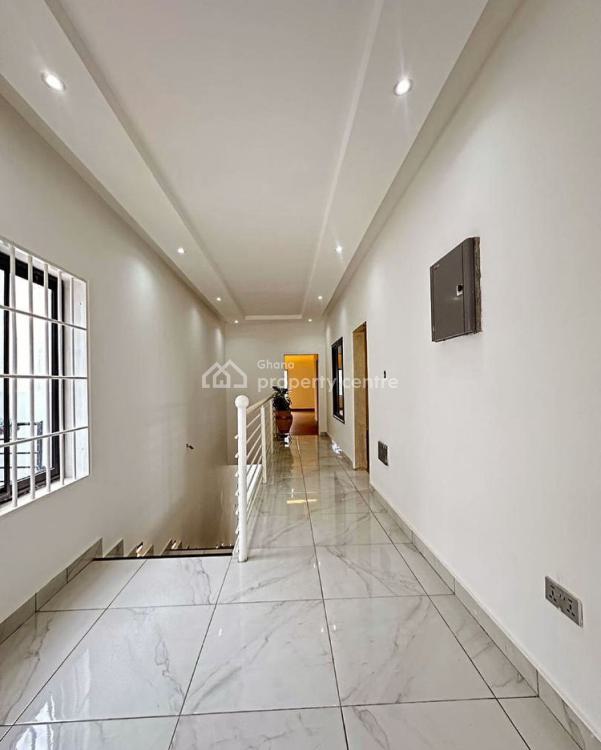 For Sale 4 Bedrooms Home Comet Hills, Comet Hills, Kwabenya, Ga East