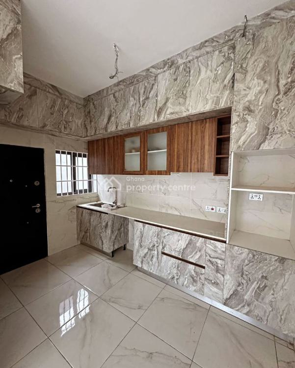 For Sale 4 Bedrooms Home Comet Hills, Comet Hills, Kwabenya, Ga East