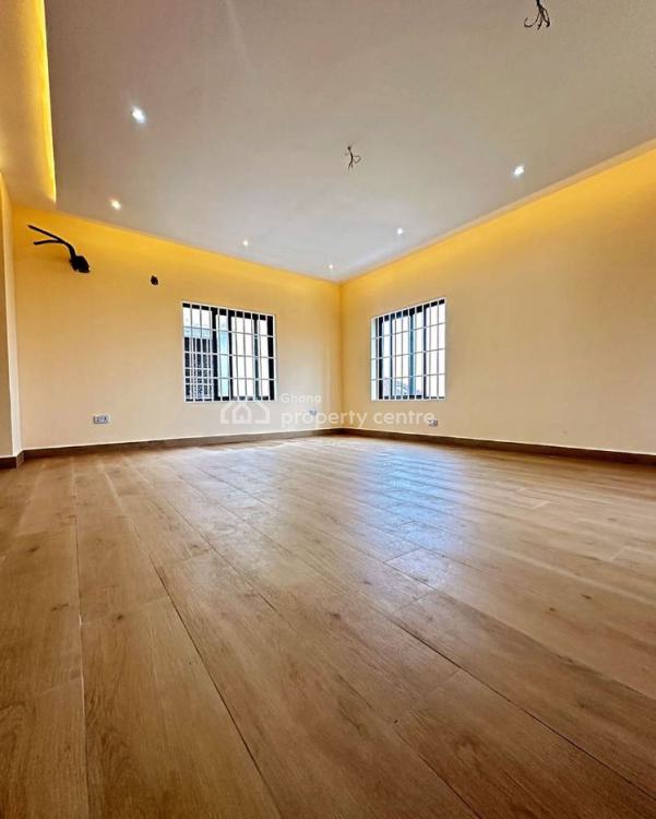 For Sale 4 Bedrooms Home Comet Hills, Comet Hills, Kwabenya, Ga East