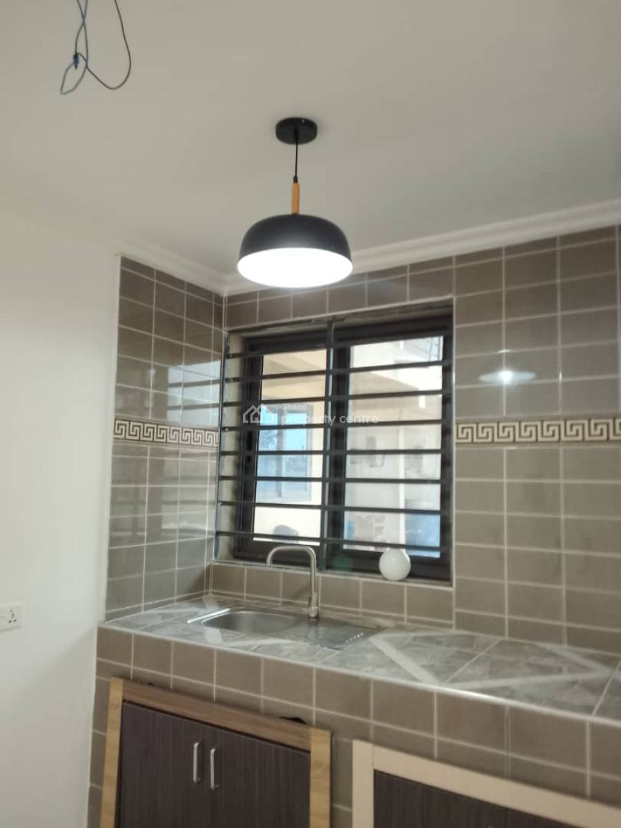 One Bedroom Self Contain, East Airport, Airport Residential Area, Accra, Mini Flat for Rent