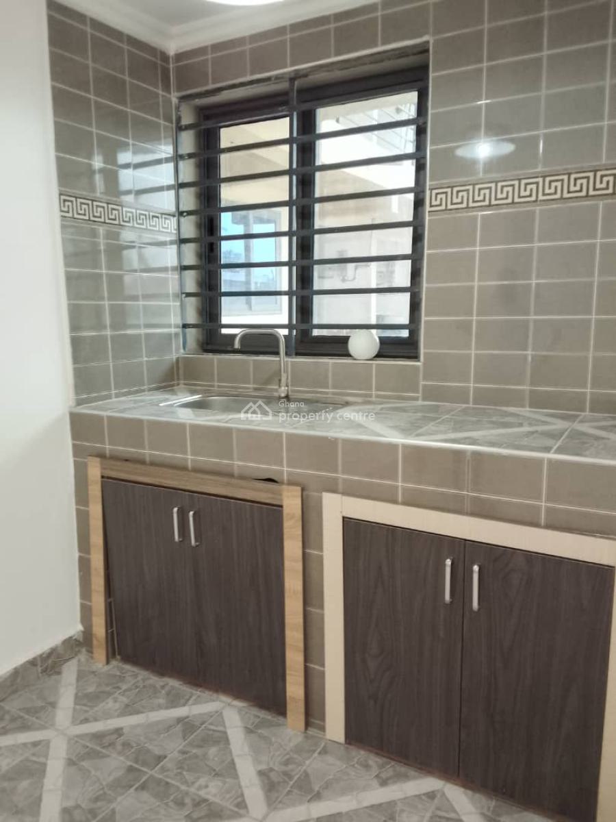 One Bedroom Self Contain, East Airport, Airport Residential Area, Accra, Mini Flat for Rent