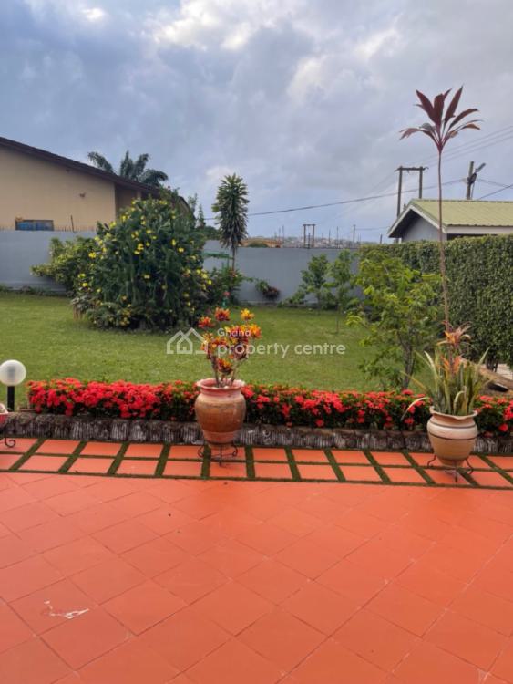 For Sale 7 Bedrooms House, Gbawe, Ga South Municipal, Accra 7 Beds
