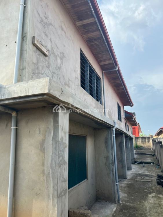 For Sale *registered 7brm House With Outhouse, Basement & Big Land