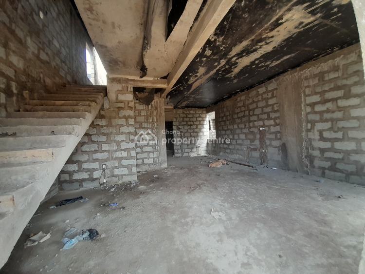 For Sale 4 Bedroom Storey Homes., Lakeside Estates Road