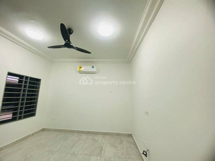 Nice Chamber and Hall, Parakou Estate, Ga East Municipal, Accra, Apartment for Rent