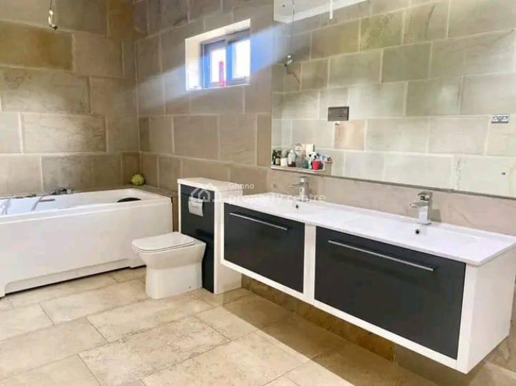 Executive 6 Bedroom House at Cantonment, Accra, Cantonments, Accra, House for Rent