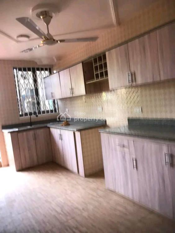 Executives 3 Bedroom Apartment at East Airport ,burma Hills, East Airport, Airport Residential Area, Accra, Apartment for Rent