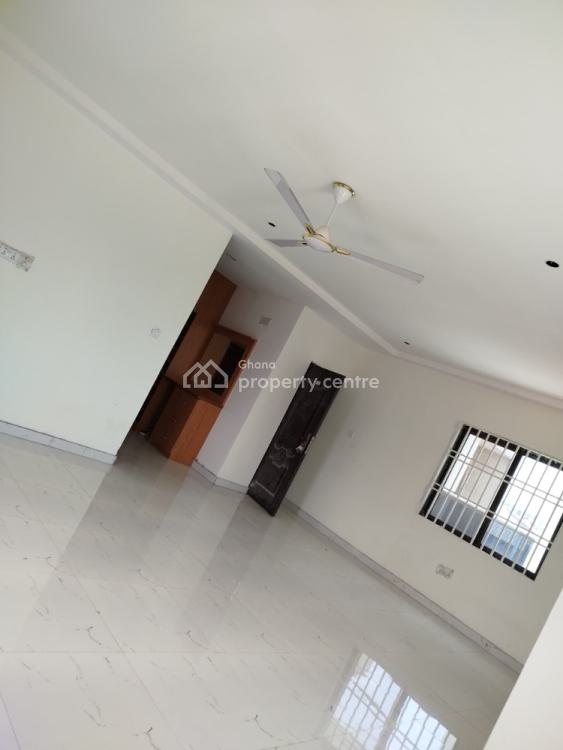 For Sale A Lovely 4 Bedroom House In Lakeside Estates, Lakeside