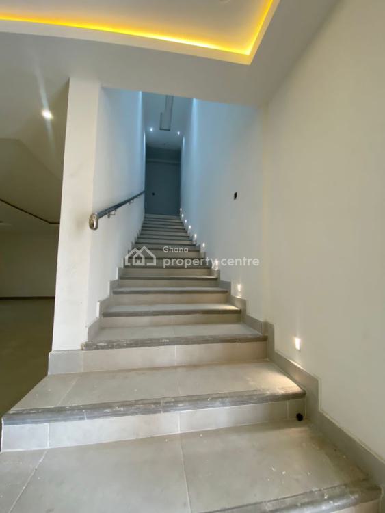 Executive 4 Bedroom House at Tse Addo, Tse Addo, Accra, House for Sale