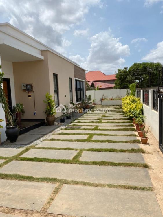 For Rent Exexutive 3bedroom House botwe, Ashaley Botwe, Adenta